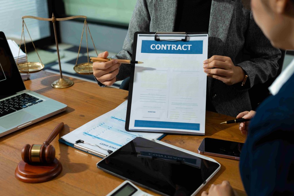 Why a Good Lawyer in Dubai Helps Prevent Legal Problems Before They Start